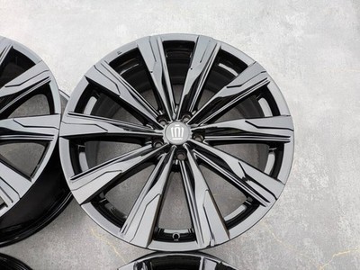 JDM Toyota Crown Sports Z Genuine 21 Gloss Black 4-Wheel Set (No Tires) - Image 5