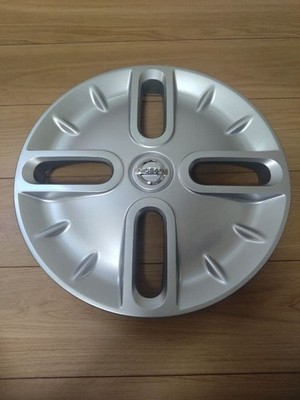 JDM Genuine Nissan Cube Wheel Caps Set of 4 (No Tires)